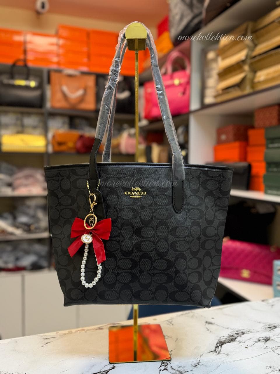 Coach Tote Medium Bag