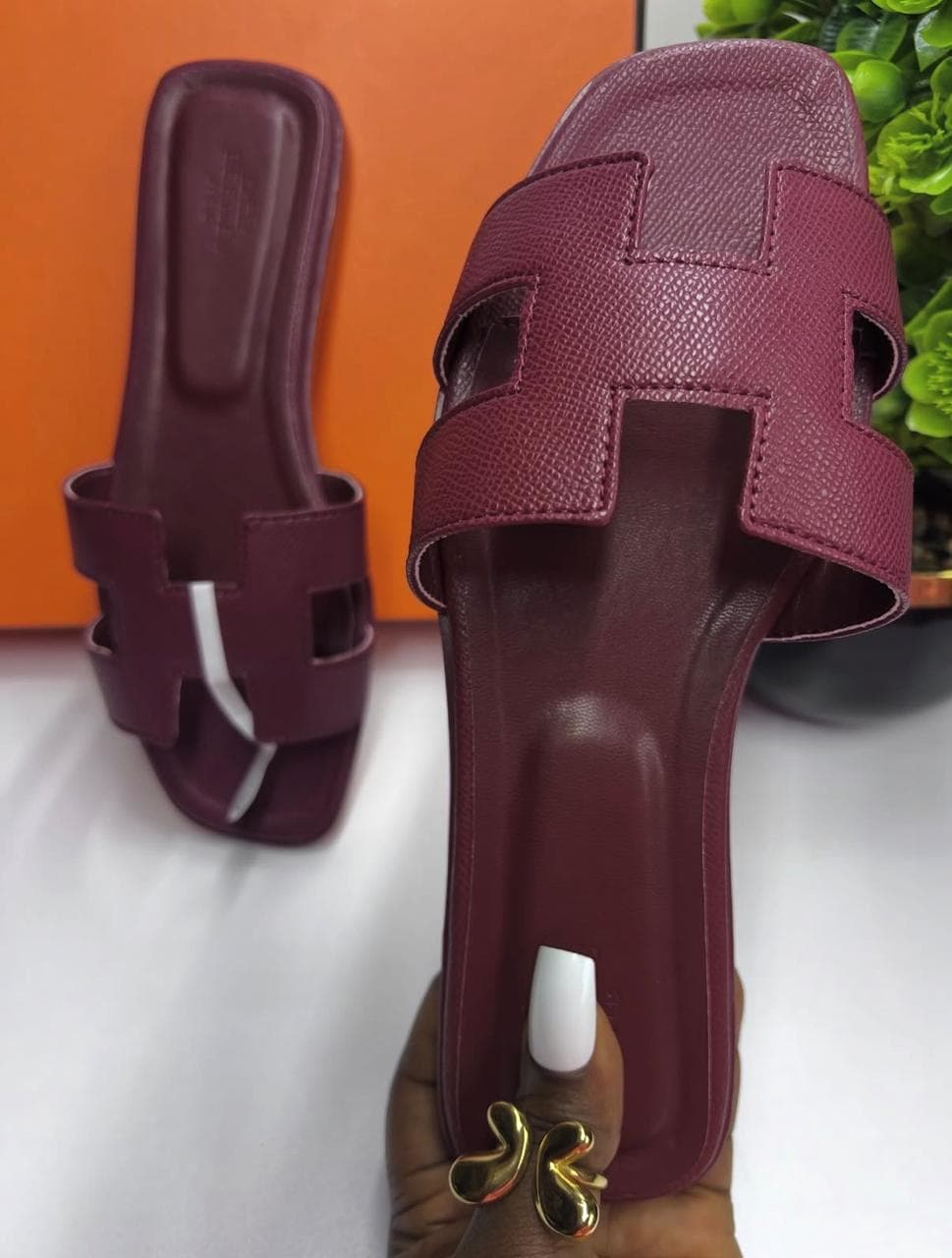 Hermes Oran Sandals(FULLY BOXED) photo 1